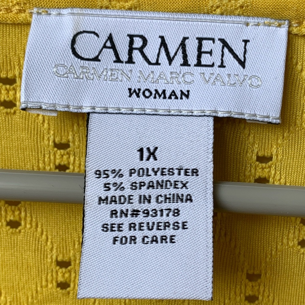 CARMEN MARC VALVO Butter Yellow Rounded Neck Short Sleeve Tie Front Blouse - Picture 2 of 5